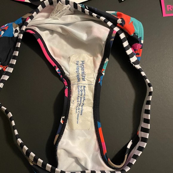 Roxy Bikini - Picture 3 of 6